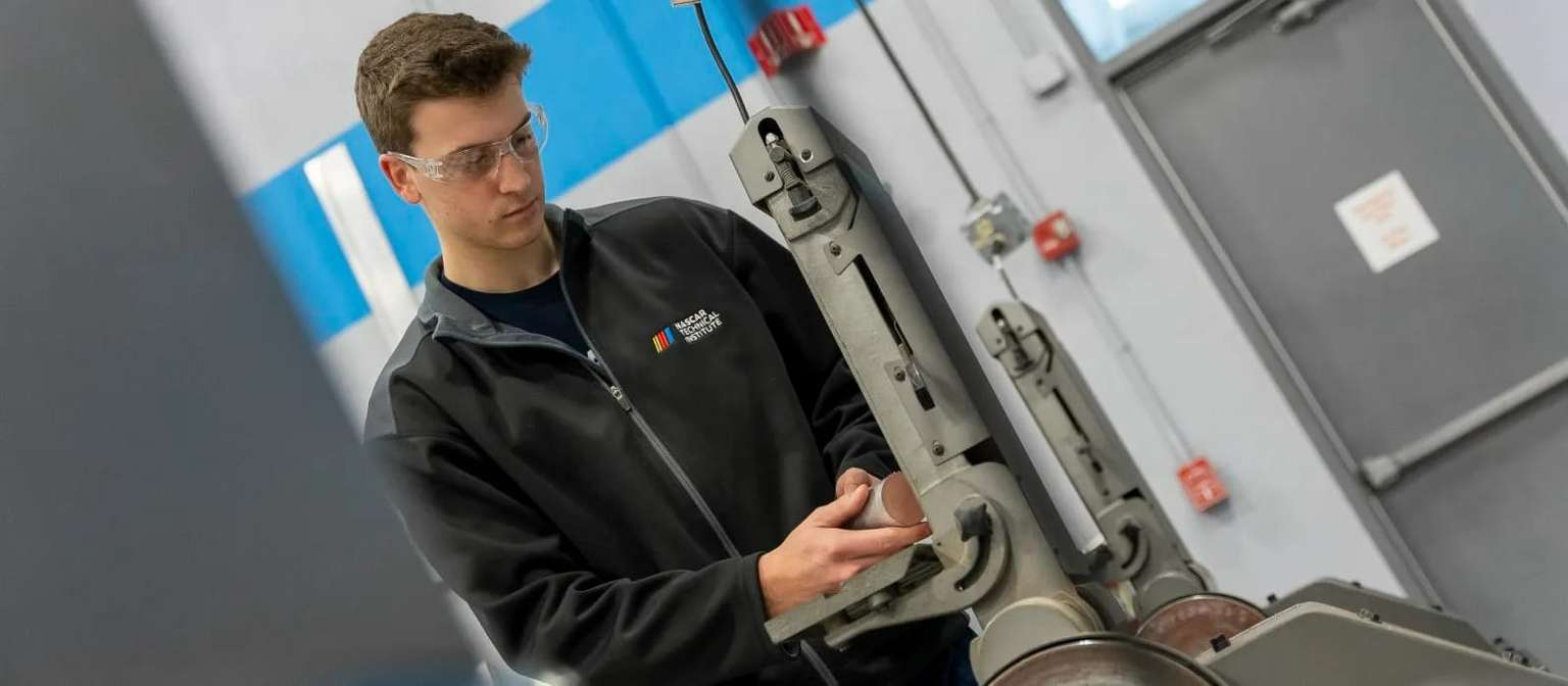 Create Your Future With Our CNC Machining Technology Program