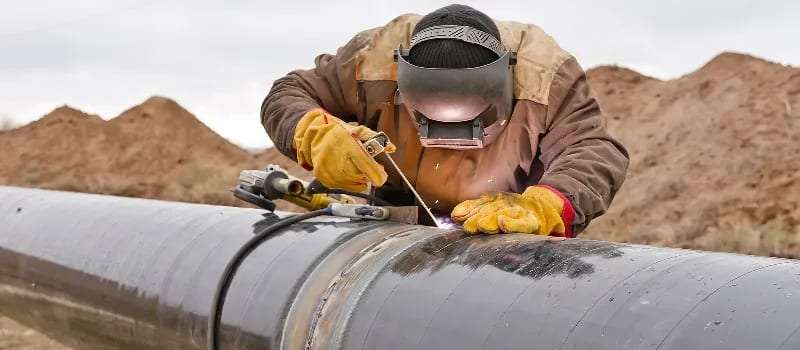 Pipeline Welding: How To Become a Pipeline Welder