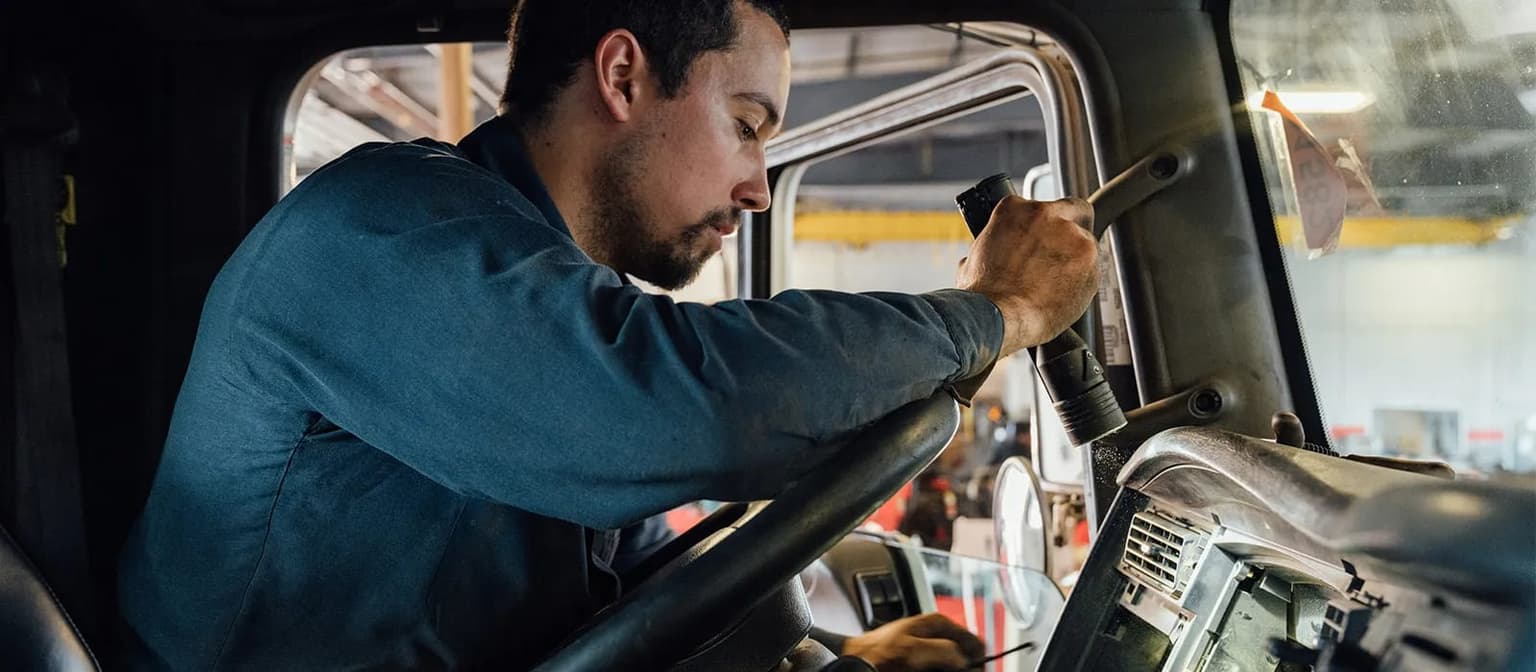 Diesel Mechanic Careers: A Comprehensive Guide