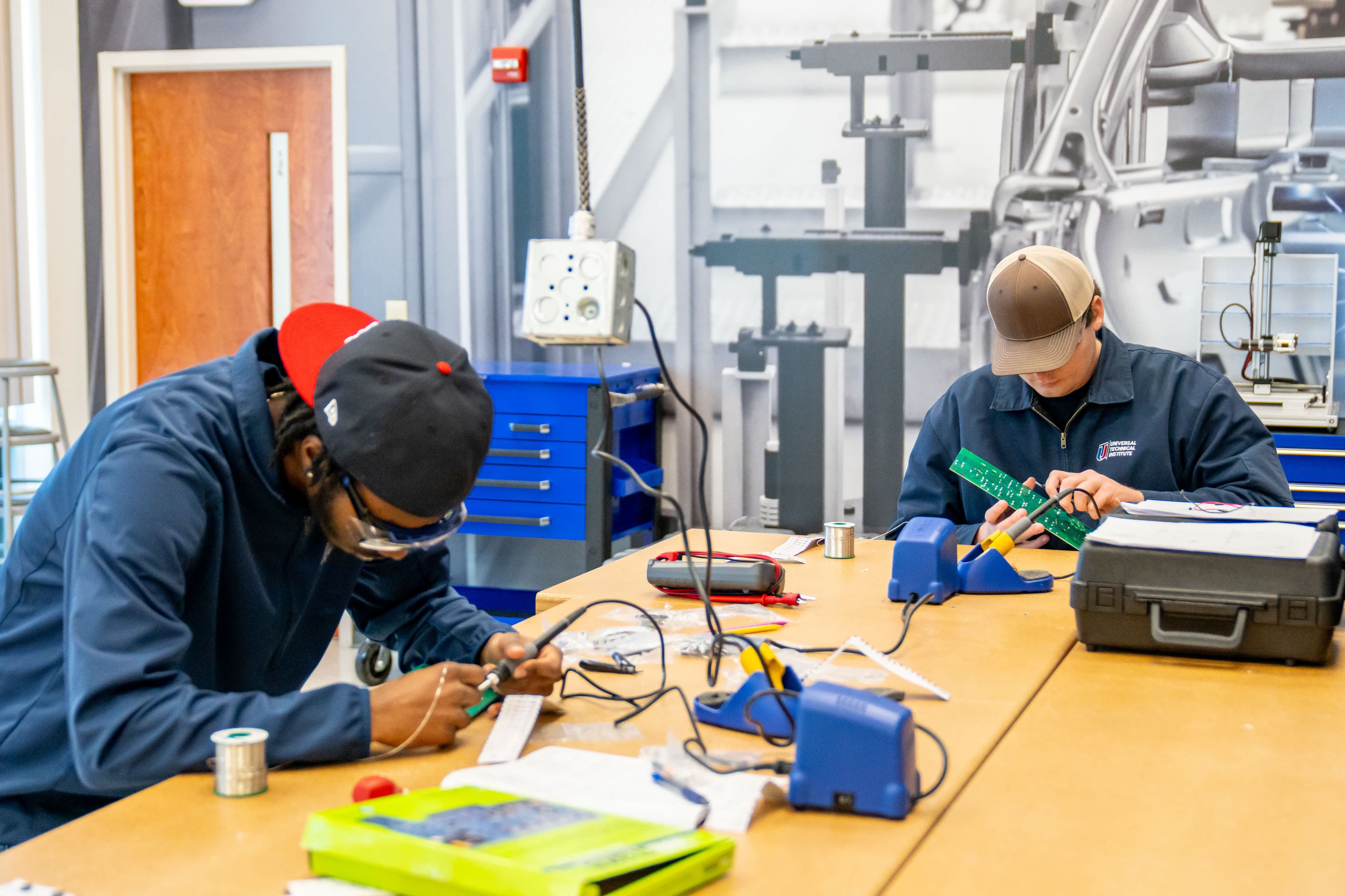 Electrical, Robotics & Automation School in Long Beach, California