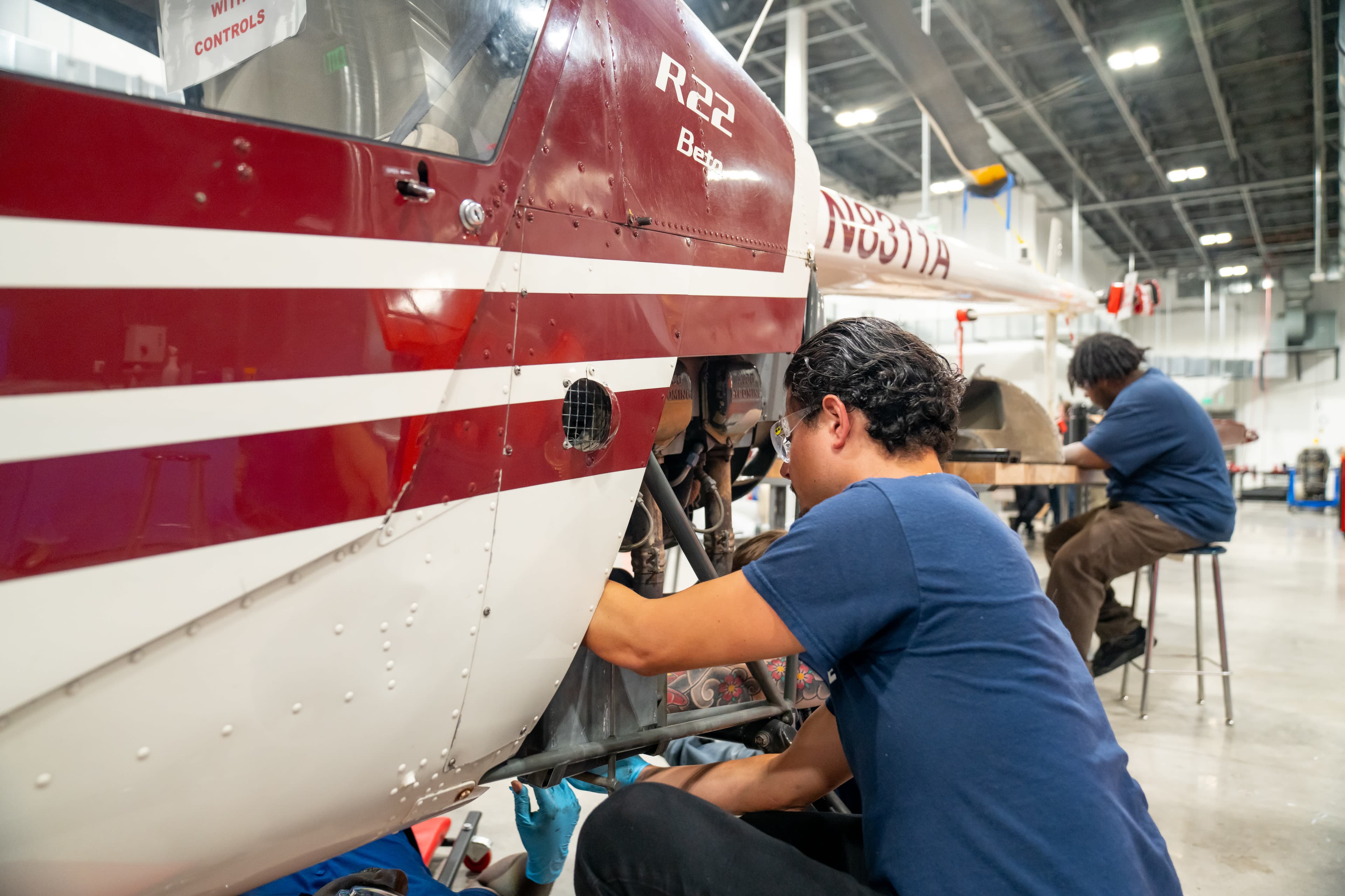 AVIATION MAINTENANCE TECHNOLOGY (AMT) SCHOOL