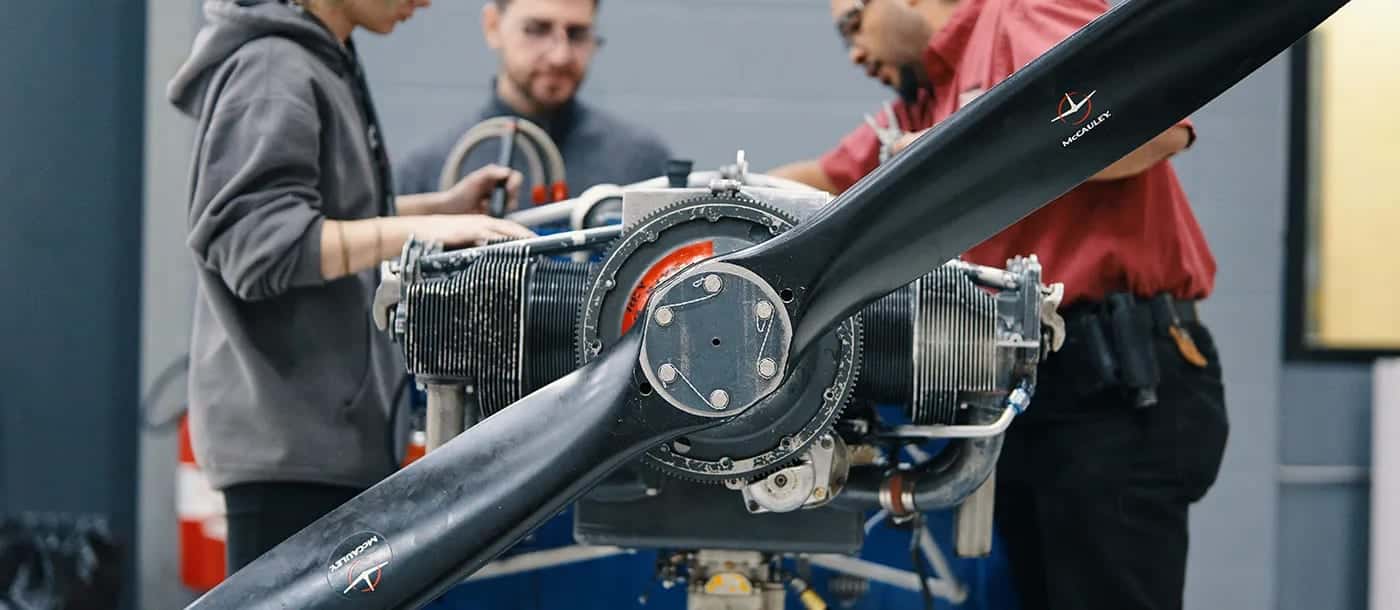 AVIATION MECHANIC SCHOOL IN AVONDALE, AZ