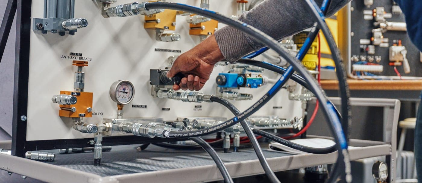 ROBOTICS & AUTOMATION TRAINING IN LISLE, IL