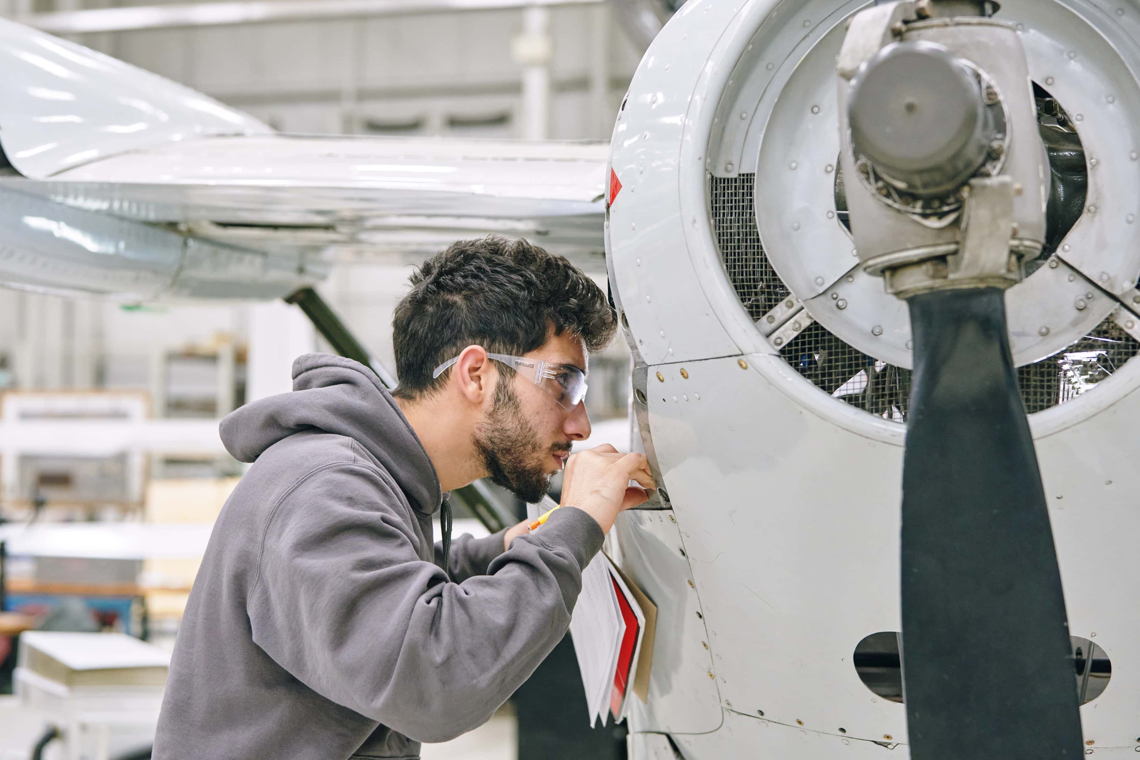 Trade School Near Troy, MI: Begin Your Learning Path Today