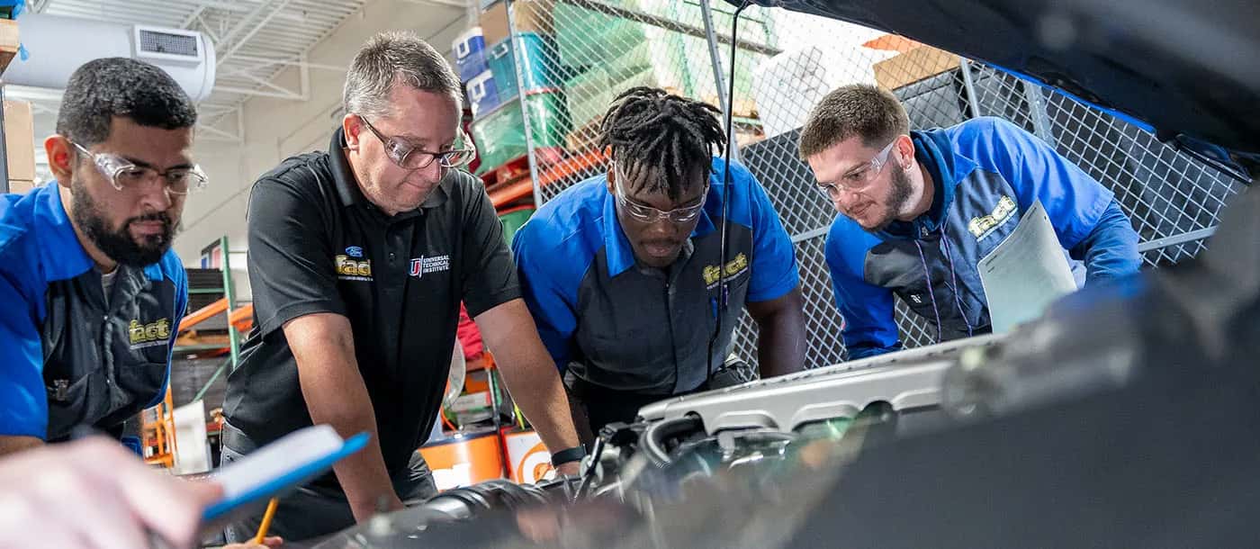 Auto Mechanic Training Near Daytona Beach, FL