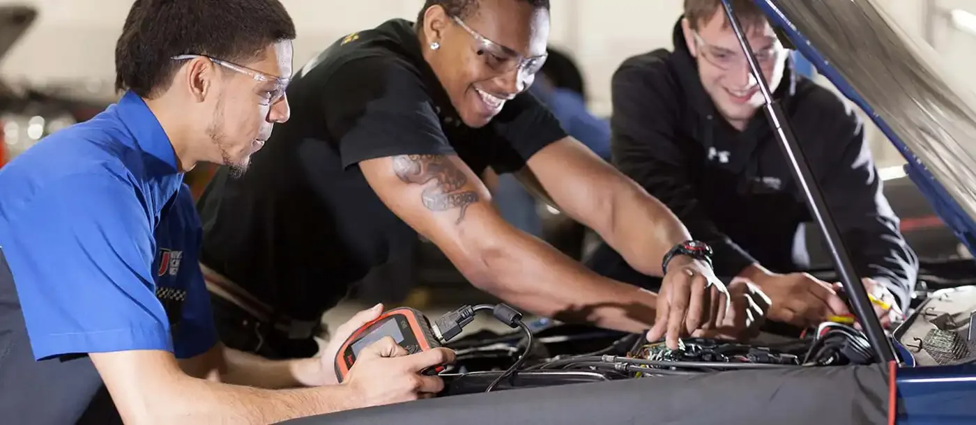 Auto Mechanic Training in Exton, Pennsylvania