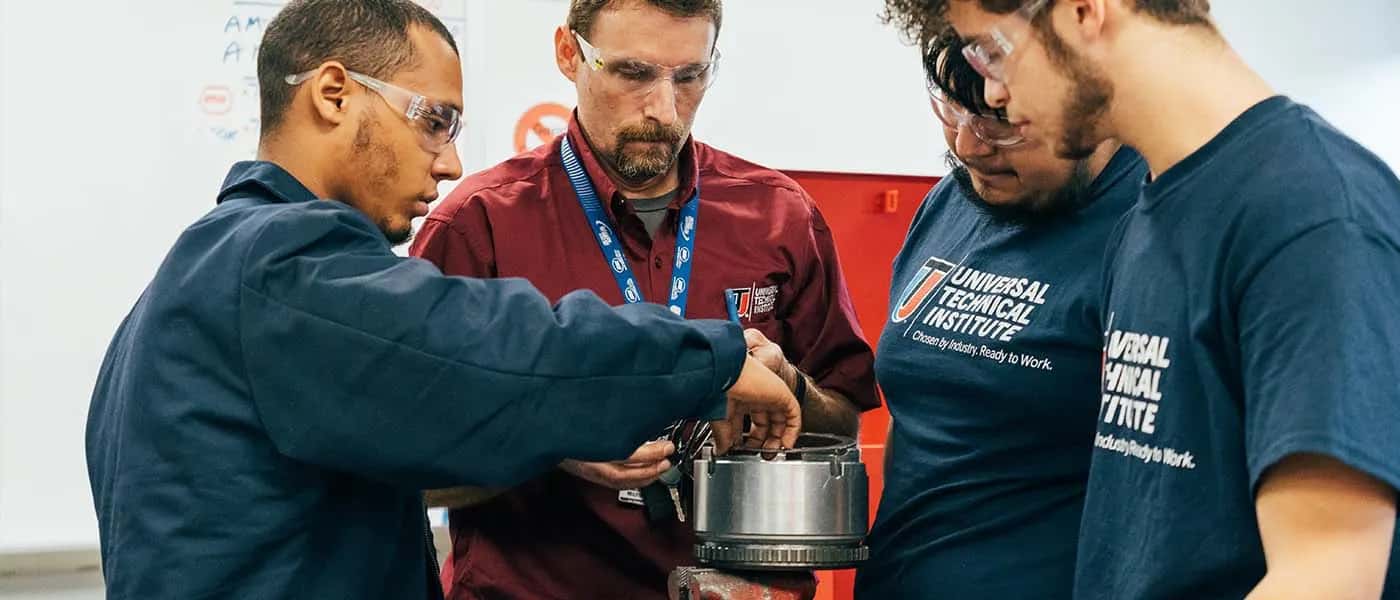 DISCOVER AUTO MECHANIC TRAINING NEAR LANCASTER, PENNSYLVANIA