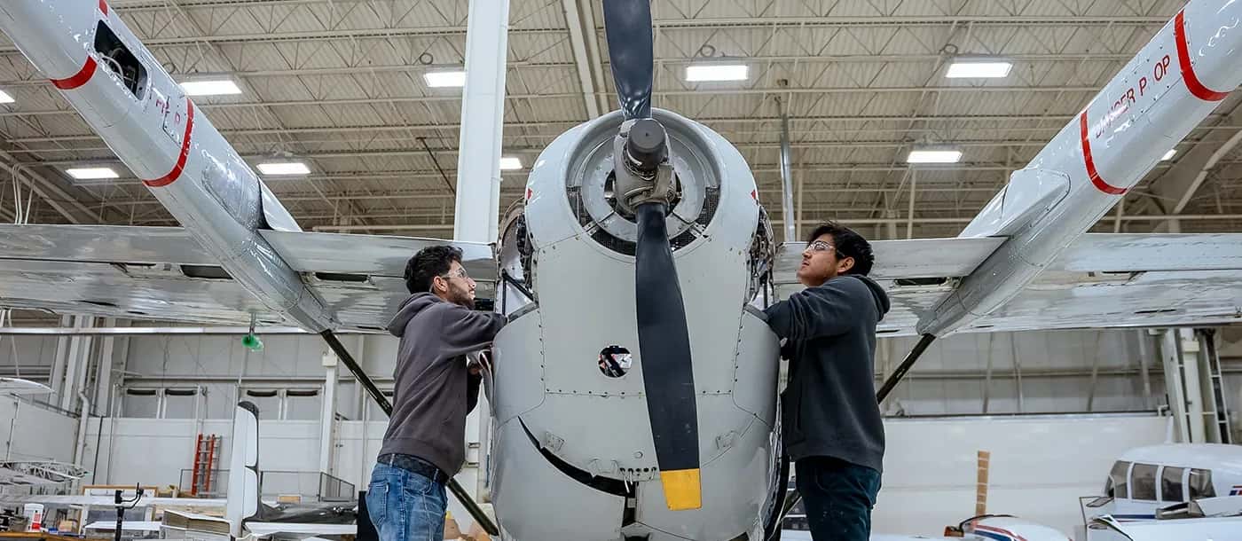 AVIATION MECHANIC SCHOOL IN LONG BEACH, CA