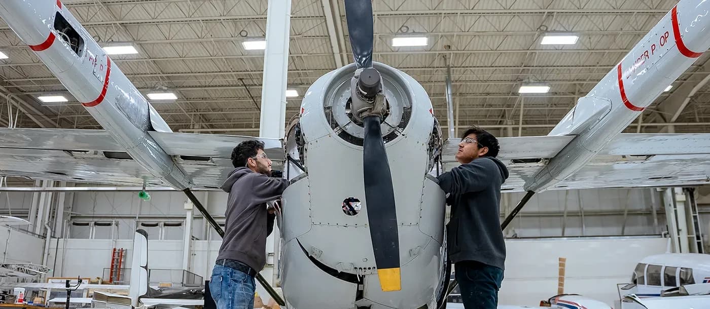 AVIATION MECHANIC SCHOOL IN LONG BEACH, CA