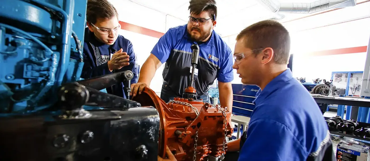Diesel Mechanic Training in Long Beach, California