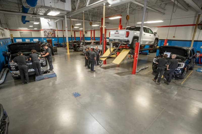 FY23-UTI-Avondale-AUTO-GM-19