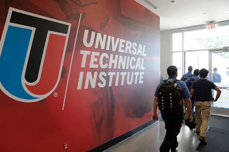 FY21-UTI-Bloomfield-STUDENT-EXPERIENCE-53