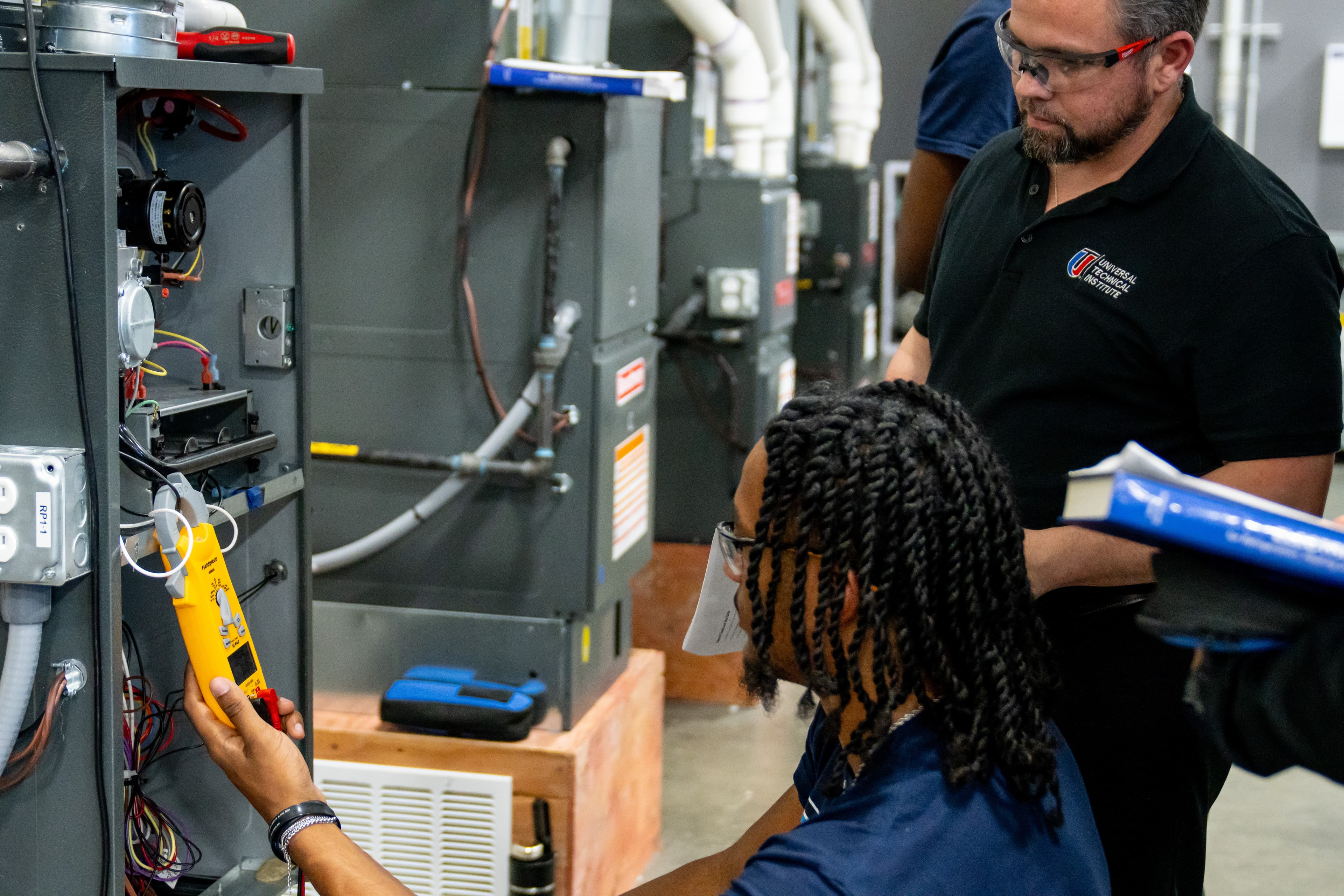 Essential HVACR Tools for Today’s Technicians